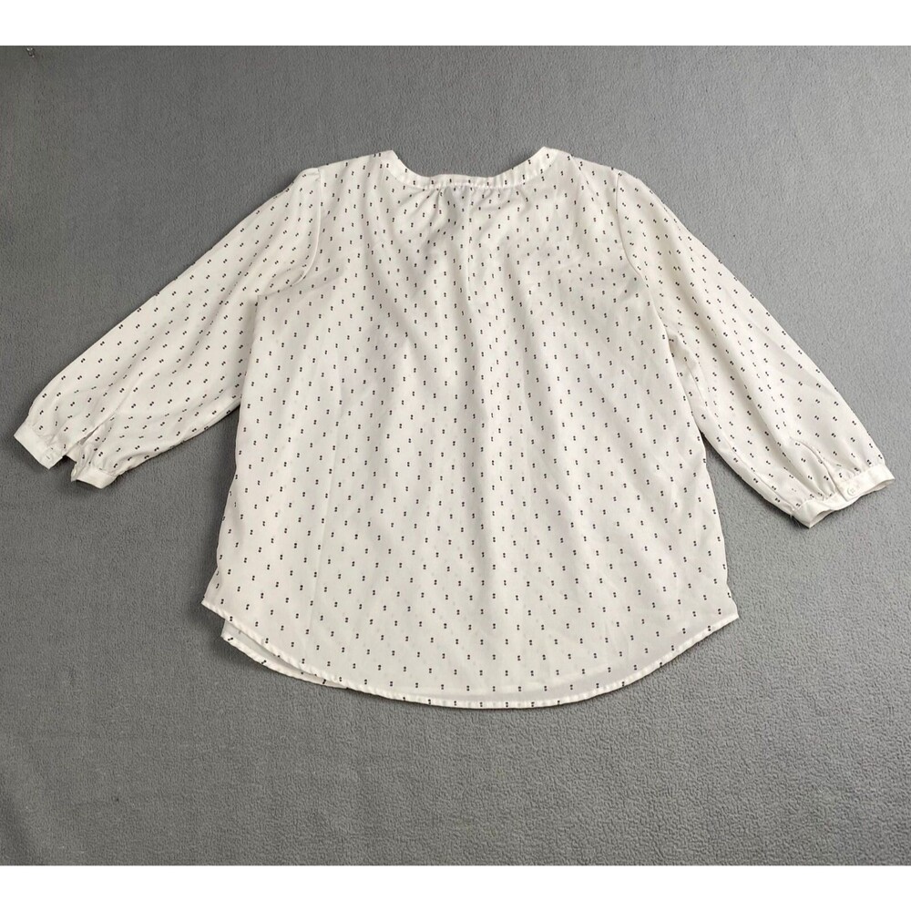Elle Women’s size Large White Black Polka Dots Pleated Half Sleeves Blouse - Picture 2 of 13